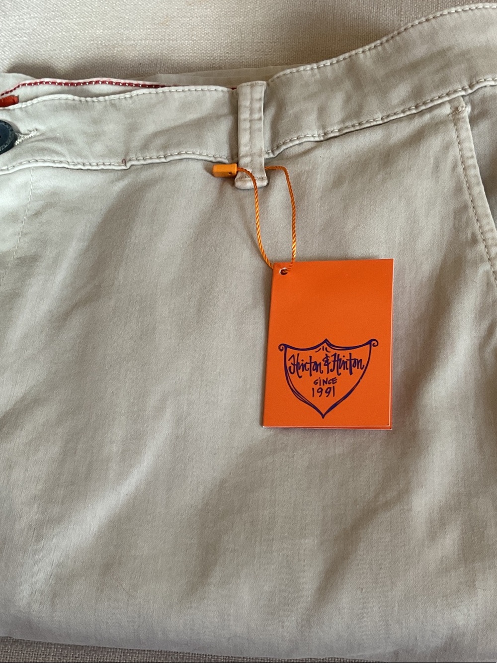 Hinton and Hinton khaki shorts 36 new with tag nwt